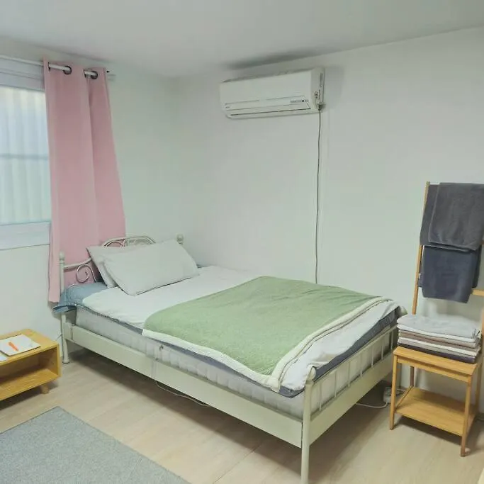 アパート Two Rooms By Gyeongbokgung ソウル特別市