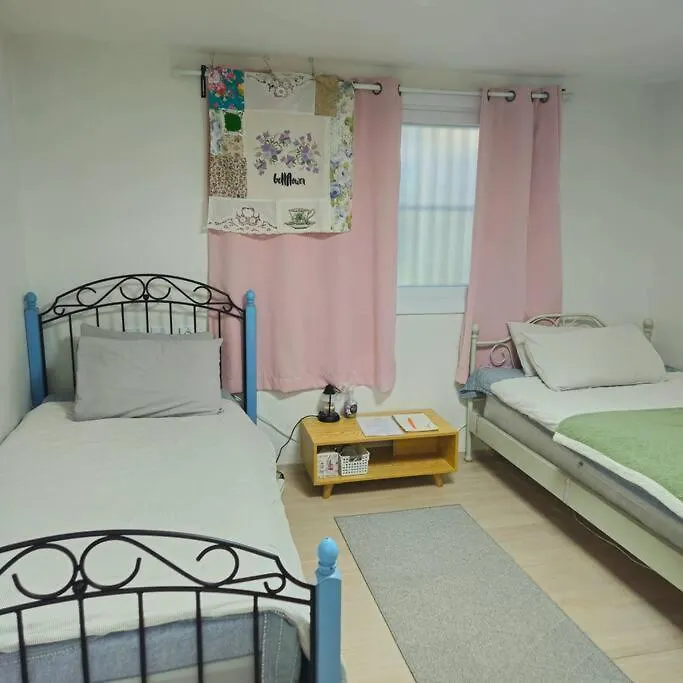 アパート Two Rooms By Gyeongbokgung ソウル特別市 韓国