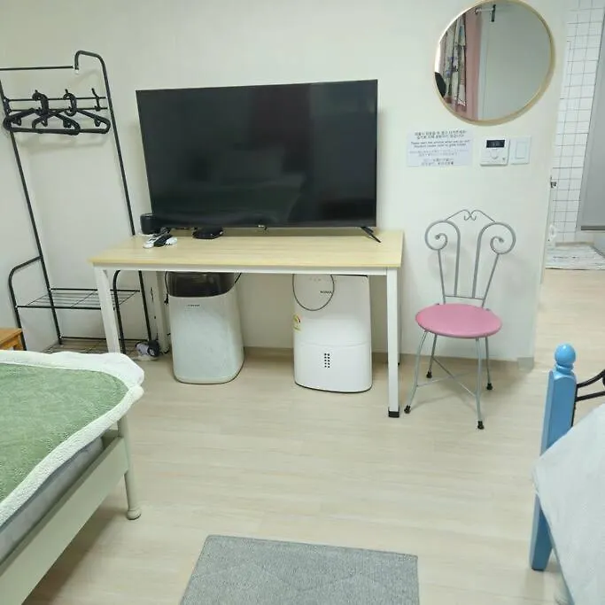 Two Rooms By Gyeongbokgung Seoul 0*,  Sydkorea